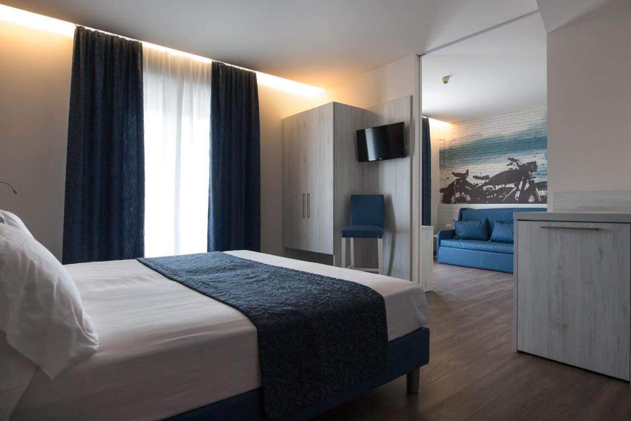 Hotel Cesare Augustus ลิโดดิเยโซโล ภายนอก รูปภาพ